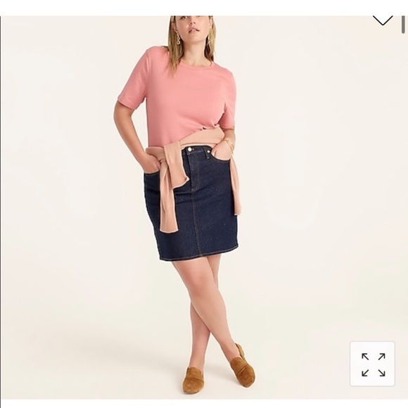 J. Crew perfect T-shirt bundle in blue, pink and dusty rose - Picture 4 of 14